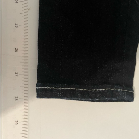 True Religion dark rinse skinny Jean with white contrast stitching - Picture 8 of 11